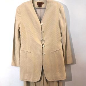 Essendi Pale Yellow Skirt Suit